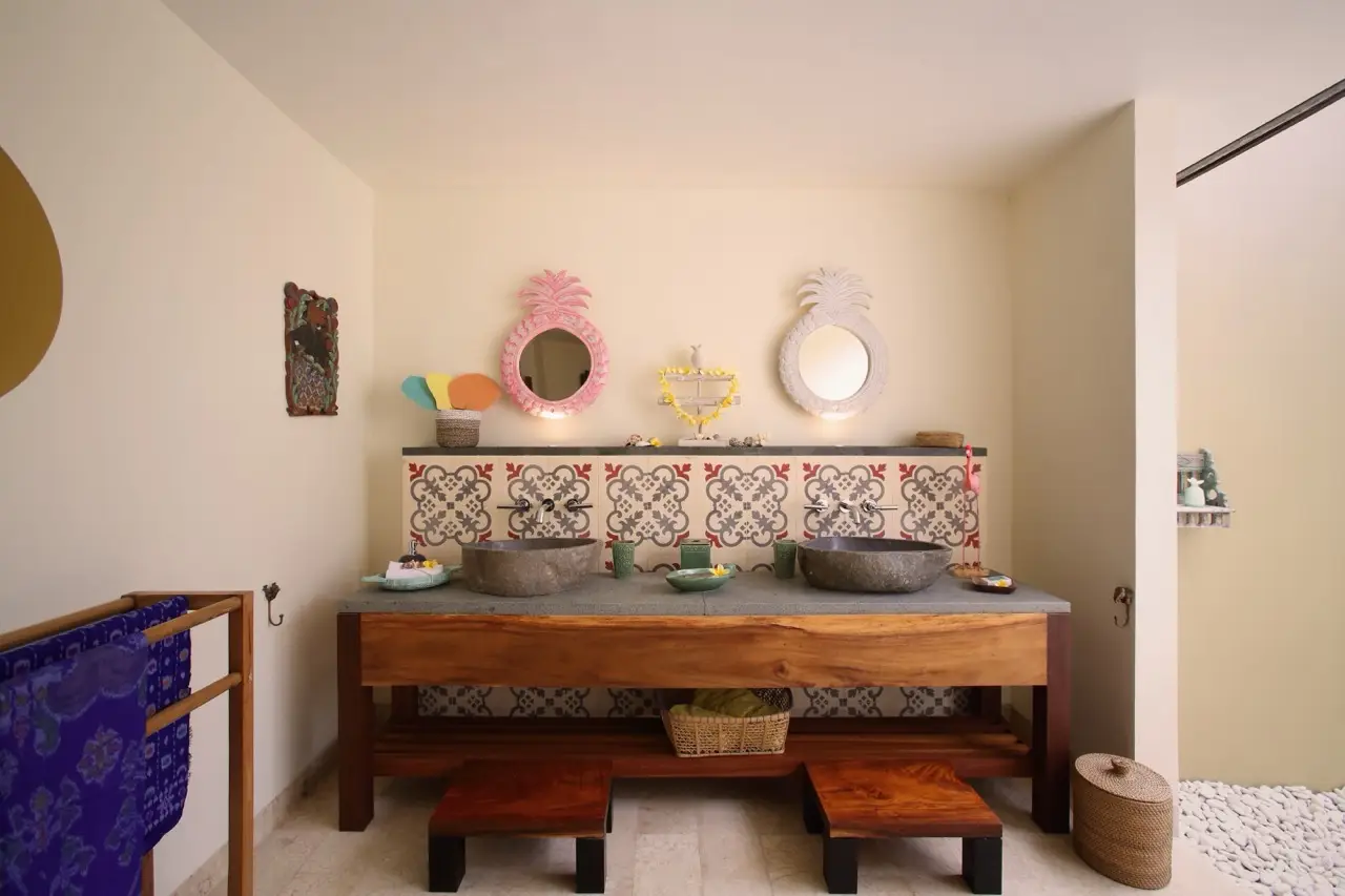 villa mimpi37
