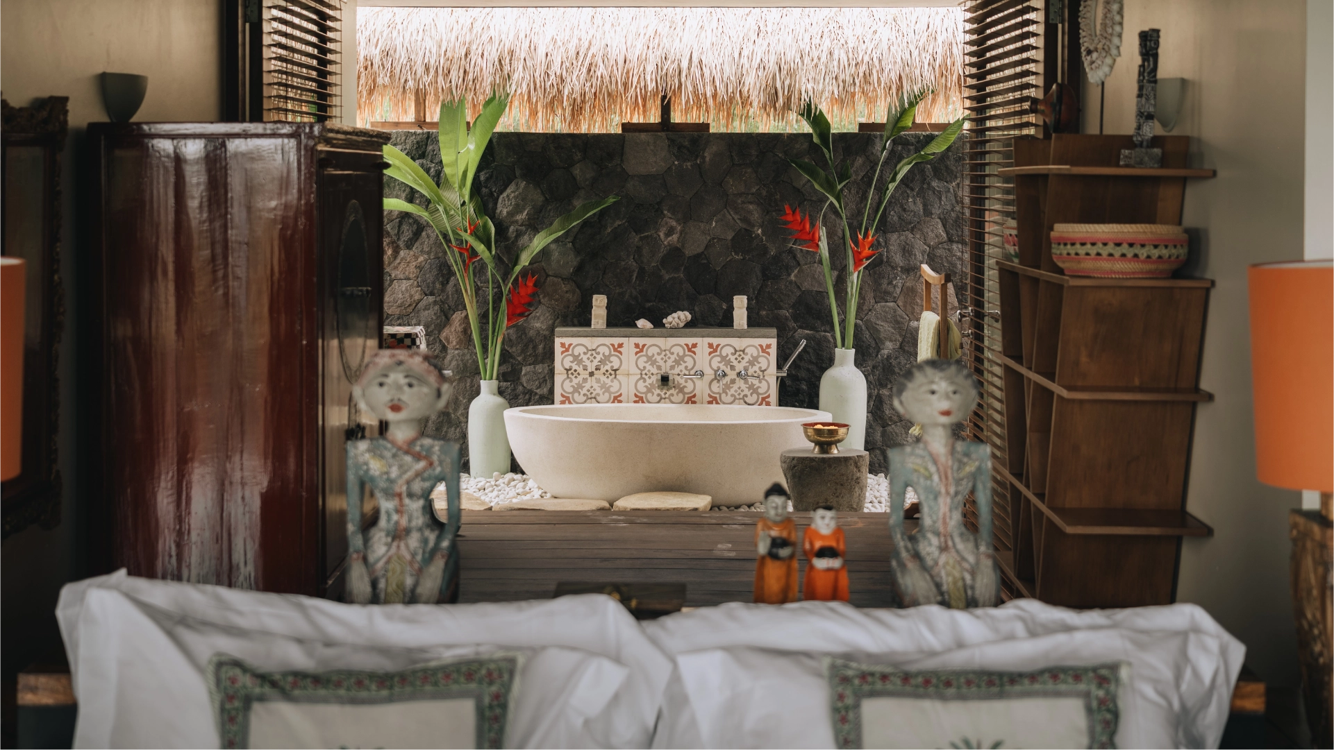 villa-palem-bali-private-estate-damai-room-10