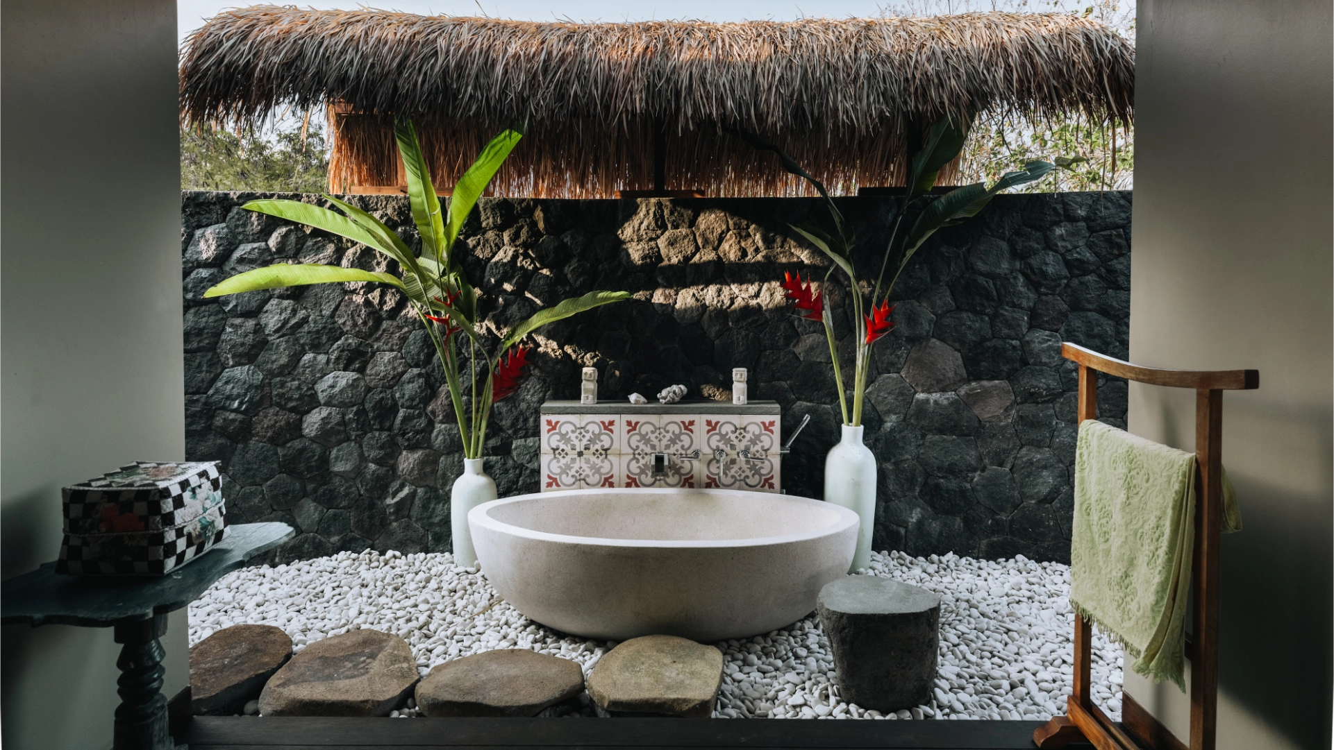 villa-palem-bali-private-estate-damai-room-11
