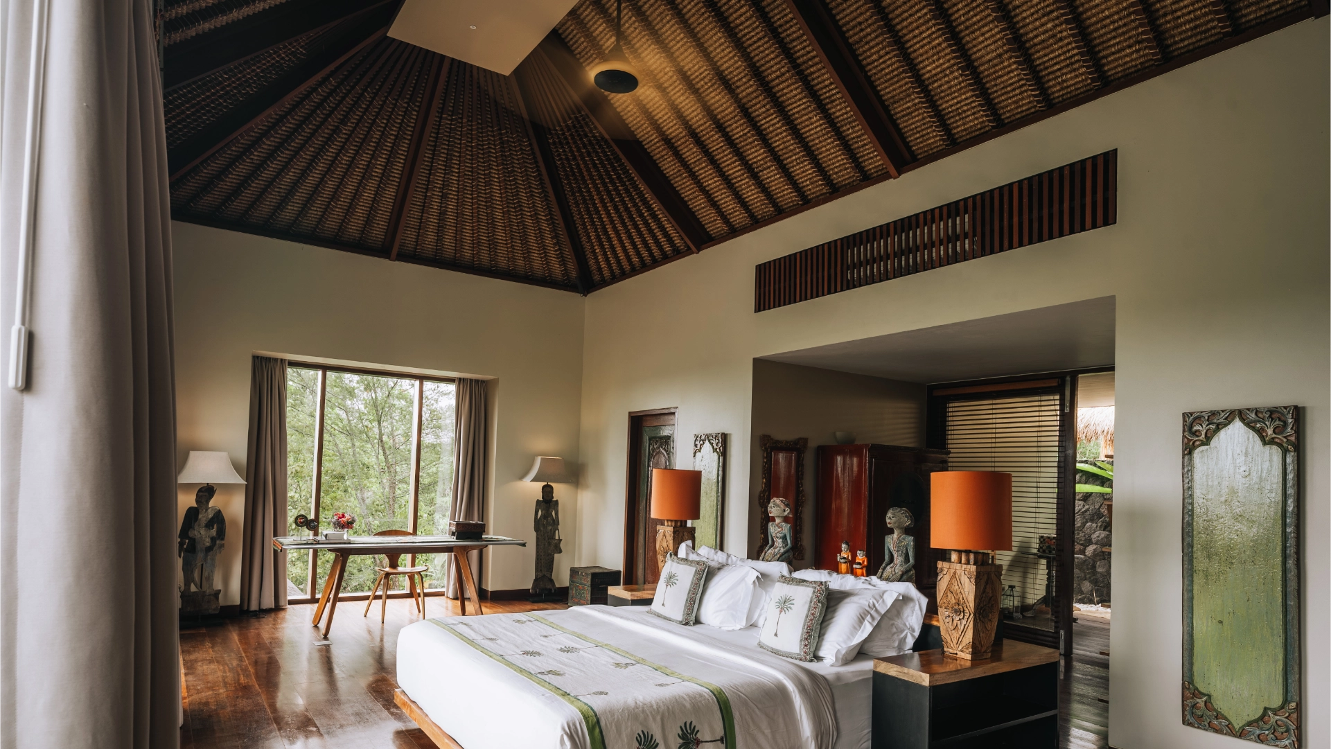 villa-palem-bali-private-estate-damai-room-4
