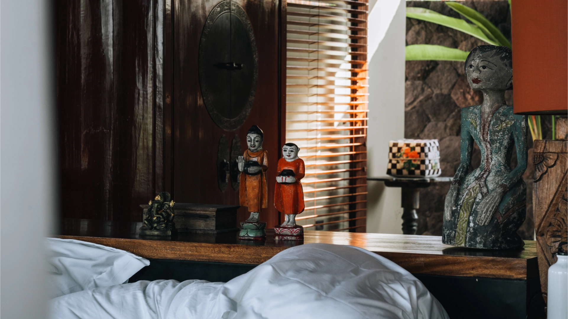 villa-palem-bali-private-estate-damai-room-8