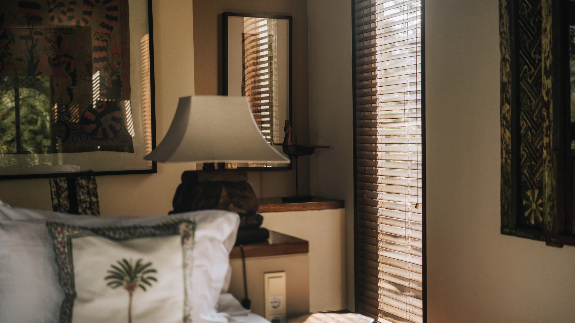 villa-palem-bali-private-estate-oberoi-room-2
